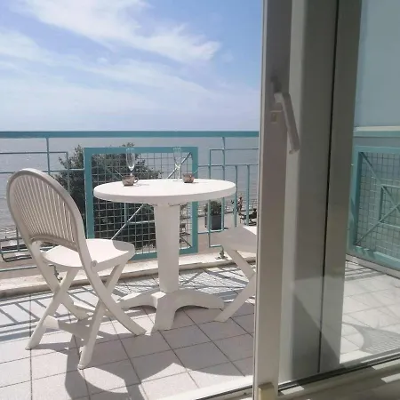 Studio Avec 2 Couchages, Proche Plage, Cuisine Equipee, - Fr-1-246b-47 * Fouras