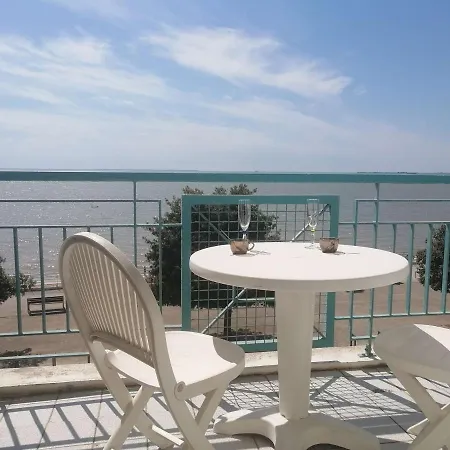 Studio Avec 2 Couchages, Proche Plage, Cuisine Equipee, - Fr-1-246b-47 Apartman *